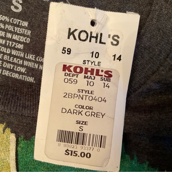 Peanuts Men’s/Unisex T-Shirt Size Small New With Tags - Picture 5 of 6